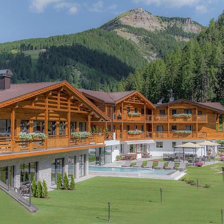 Hotel Rodella Сельва-ди-Валь-Гардена Экстерьер фото